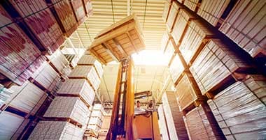 Lagerung von Umzugsgut in unserer klimatisierten Halle Lagerung von Umzugsgut in unserer klimatisierten Halle